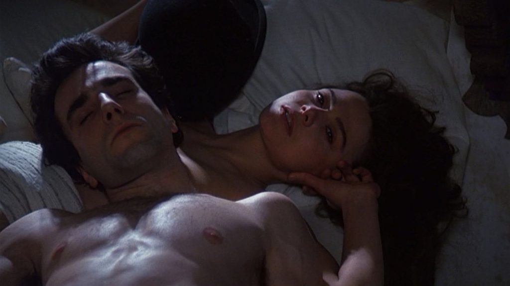 Why Erotic Lifestyle Is Becoming Mainstream