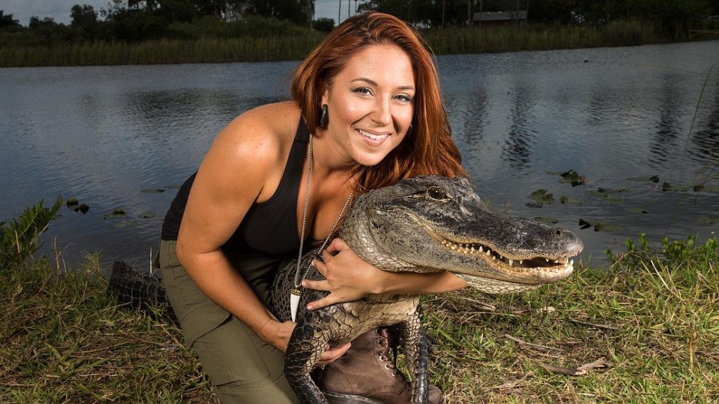 Alligator Girls from the USA to Fulfill the Dreams